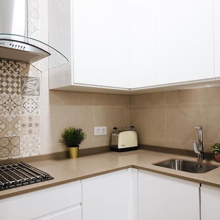 Apartamento Aitana, vistas Iglesia Magdalena desde Azotea Sevilla Exterior foto