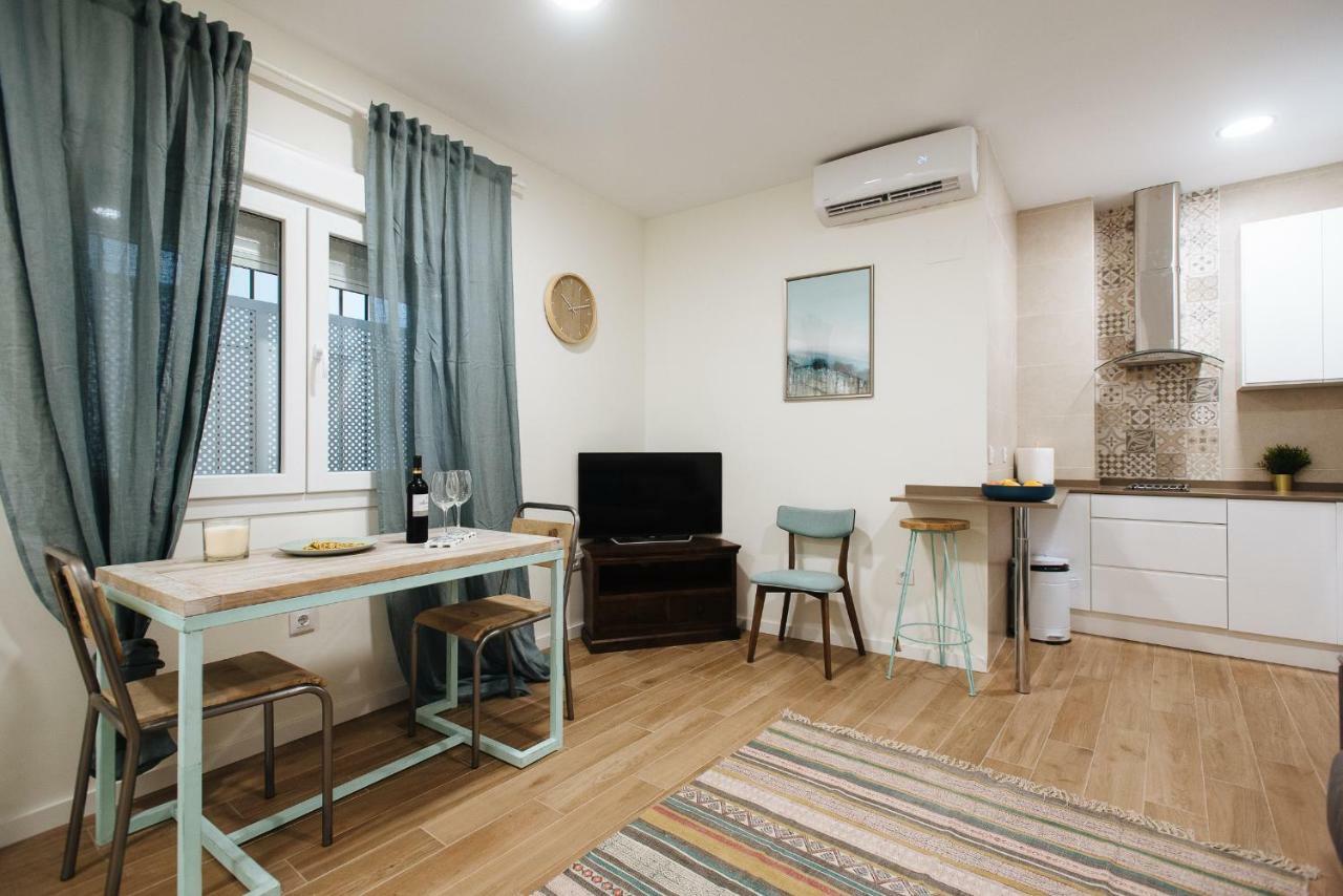 Apartamento Aitana, vistas Iglesia Magdalena desde Azotea Sevilla Exterior foto